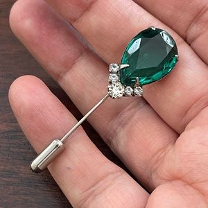Vintage faux emerald and diamond silver tone pin / brooch